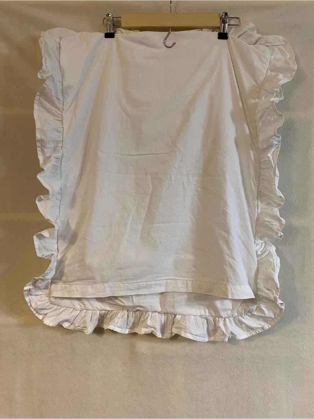 Pottery Barn white floral embroidered Carmen 100% cotton standard pillow sham